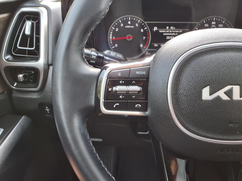 used 2023 Kia Sorento car, priced at $30,233