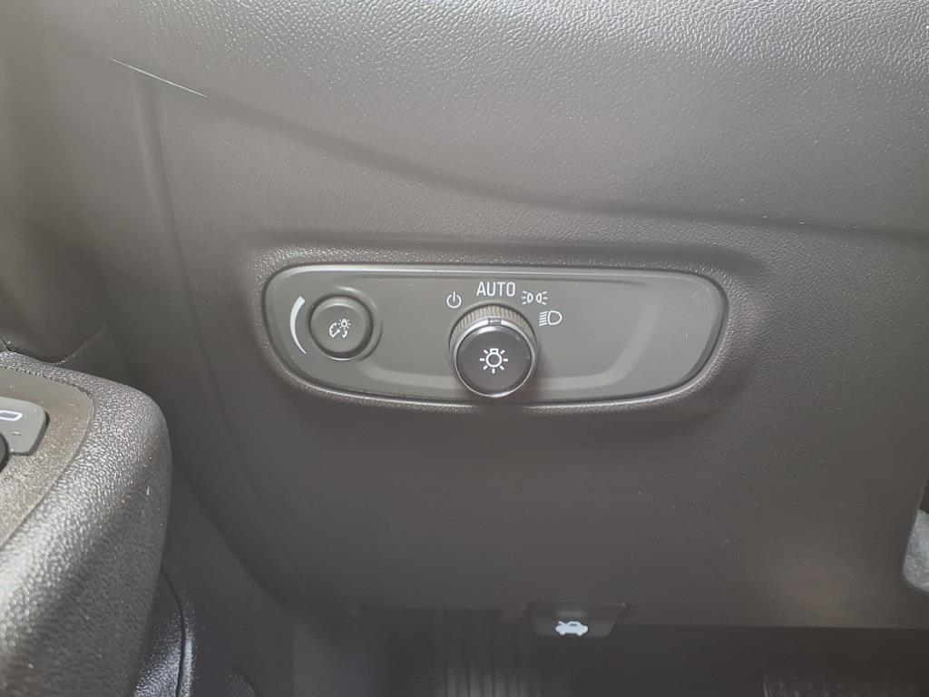 used 2022 Chevrolet Equinox car, priced at $24,698