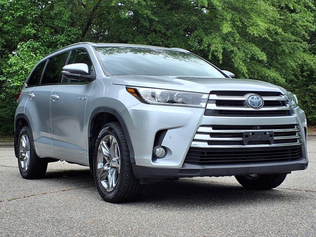 used 2017 Toyota Highlander Hybrid car, priced at $21,077