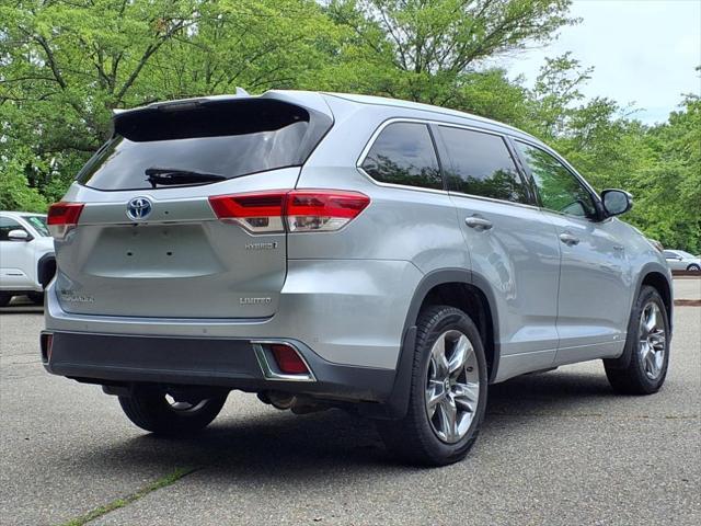 used 2017 Toyota Highlander Hybrid car, priced at $23,077