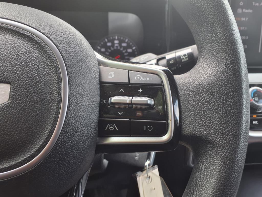 used 2022 Kia Sorento car, priced at $23,598