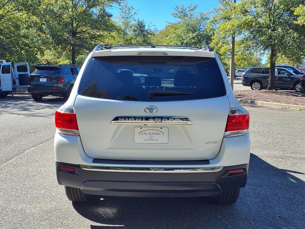 used 2013 Toyota Highlander car, priced at $16,996