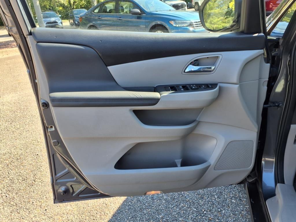 used 2016 Honda Odyssey car, priced at $9,498