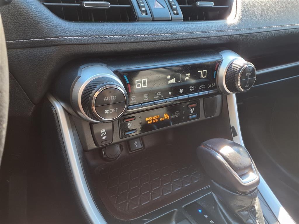 used 2021 Toyota RAV4 Hybrid car, priced at $32,998