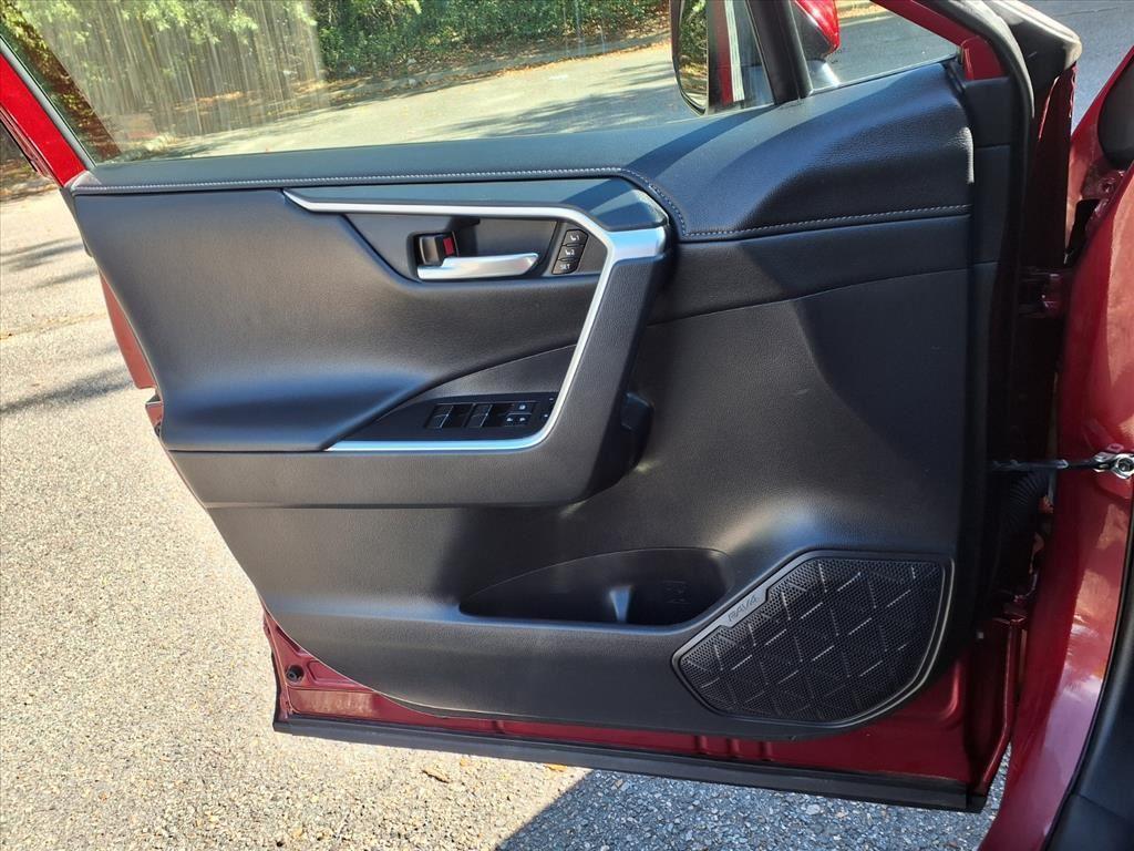 used 2021 Toyota RAV4 Hybrid car, priced at $32,998