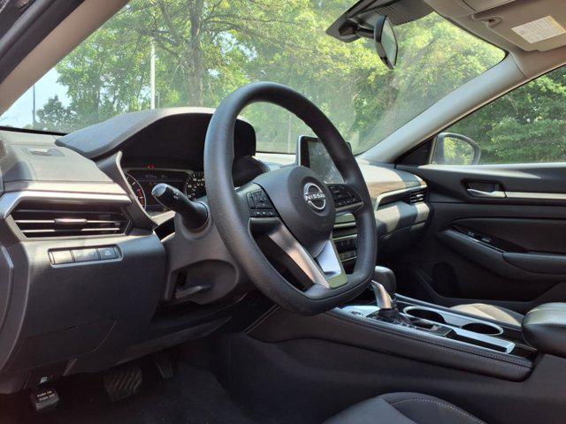 used 2023 Nissan Altima car, priced at $21,298