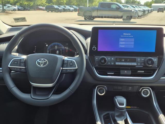 new 2025 Toyota Grand Highlander car, priced at $44,294