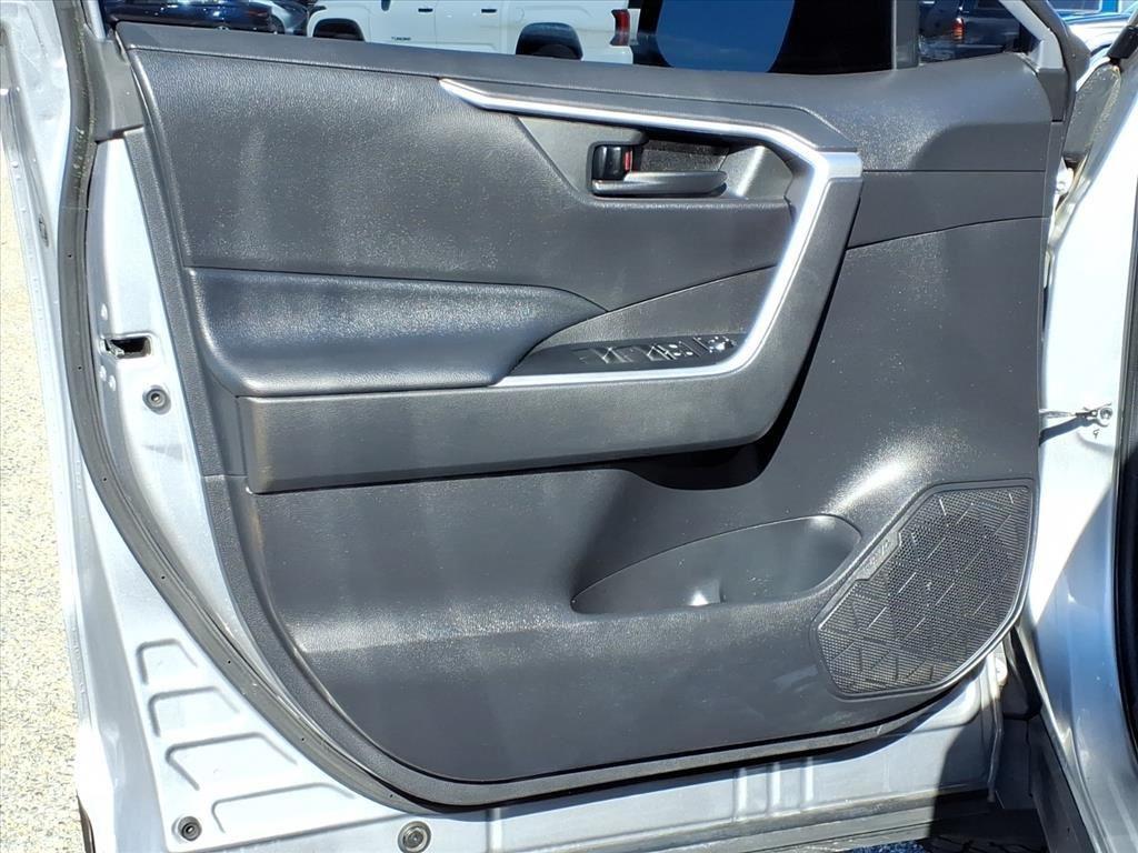 used 2020 Toyota RAV4 car, priced at $22,977