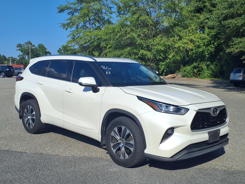used 2020 Toyota Highlander car, priced at $22,988