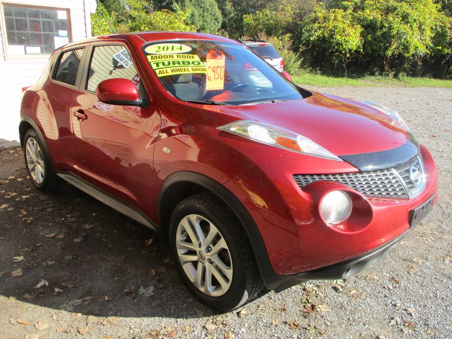 used 2014 Nissan Juke car, priced at $5,995