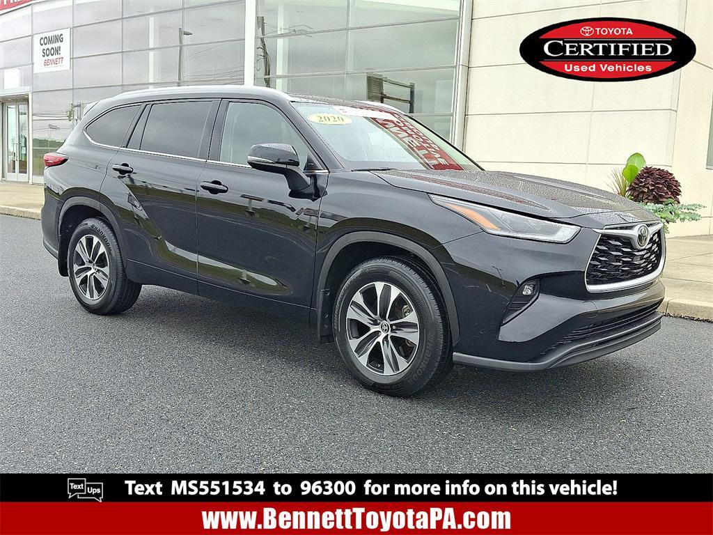 used 2021 Toyota Highlander car, priced at $35,183