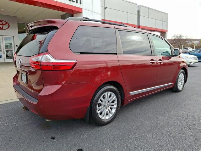 used 2017 Toyota Sienna car, priced at $21,757