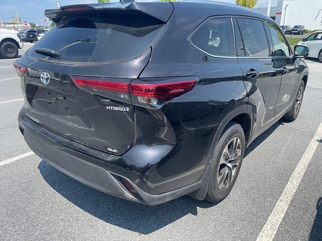 used 2021 Toyota Highlander Hybrid car, priced at $36,272