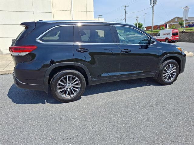 used 2018 Toyota Highlander car, priced at $25,587