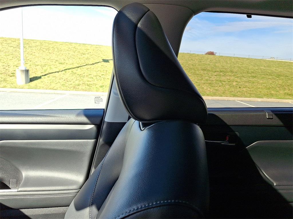 used 2022 Toyota Highlander car, priced at $36,977