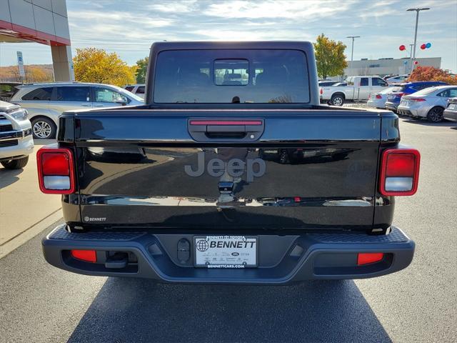 used 2021 Jeep Gladiator car, priced at $31,499