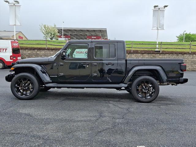 used 2022 Jeep Gladiator car, priced at $37,125