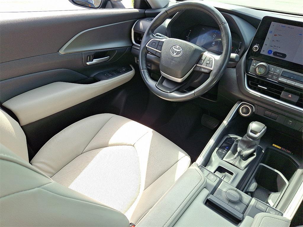 used 2024 Toyota Grand Highlander car, priced at $45,993