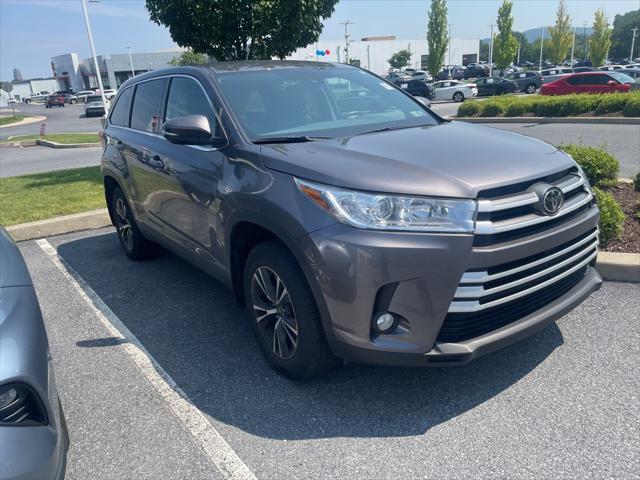 used 2019 Toyota Highlander car, priced at $27,169