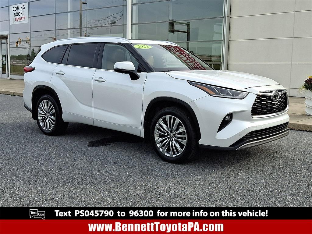 used 2023 Toyota Highlander car, priced at $42,548