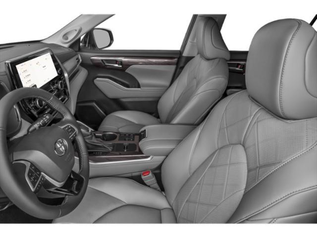 new 2025 Toyota Highlander Hybrid car, priced at $56,792