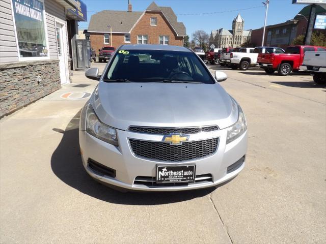 used 2013 Chevrolet Cruze car, priced at $4,500