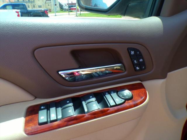 used 2010 Chevrolet Suburban car, priced at $8,900