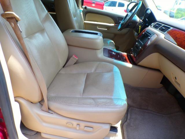 used 2010 Chevrolet Suburban car, priced at $8,900