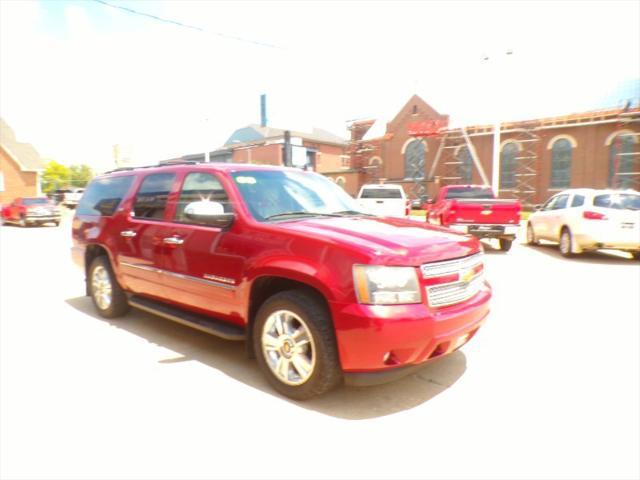 used 2010 Chevrolet Suburban car, priced at $8,900