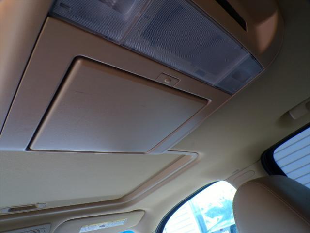 used 2010 Chevrolet Suburban car, priced at $8,900