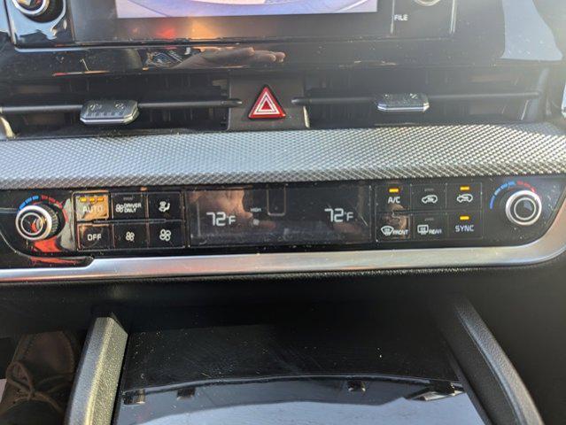 used 2023 Kia Sportage Hybrid car, priced at $21,999