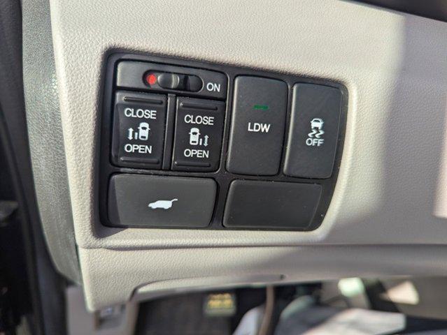 used 2014 Honda Odyssey car, priced at $10,990