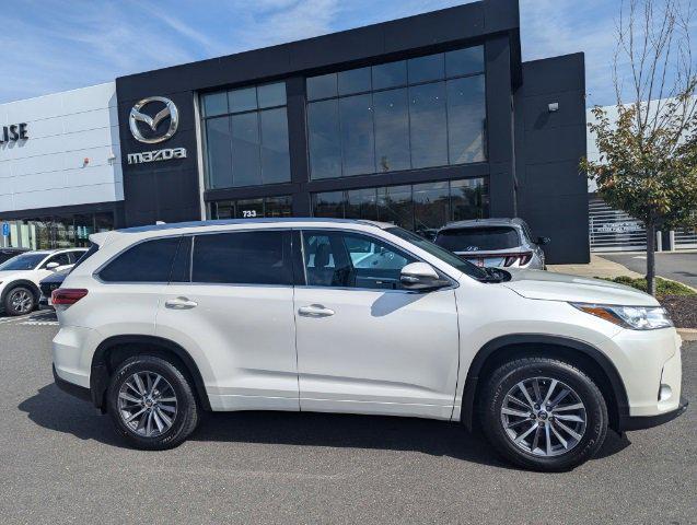 used 2017 Toyota Highlander car, priced at $18,891