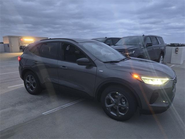 new 2025 Ford Escape car, priced at $34,015