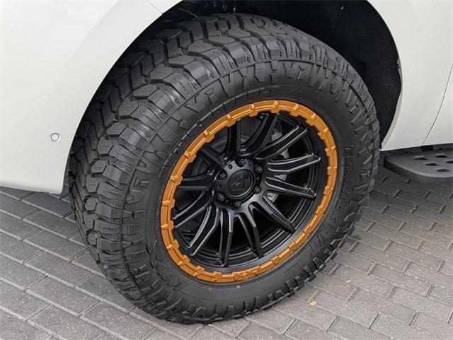 new 2025 Ford Expedition car, priced at $79,819
