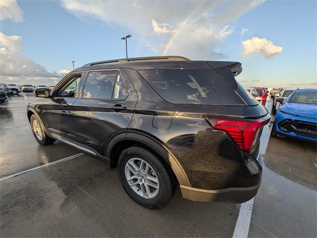 new 2025 Ford Explorer car, priced at $40,510