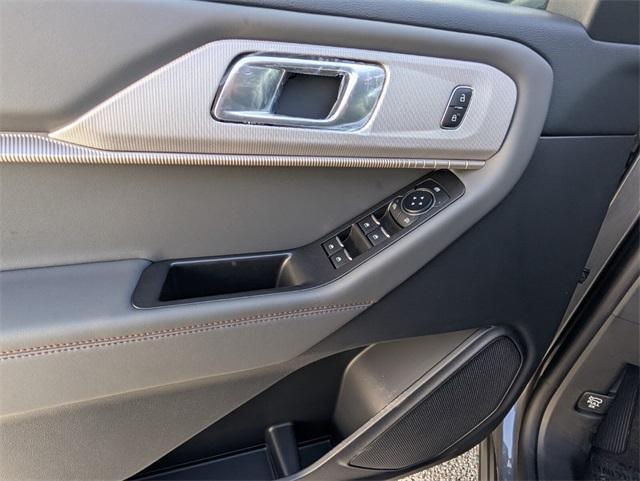 new 2025 Ford Explorer car, priced at $37,273