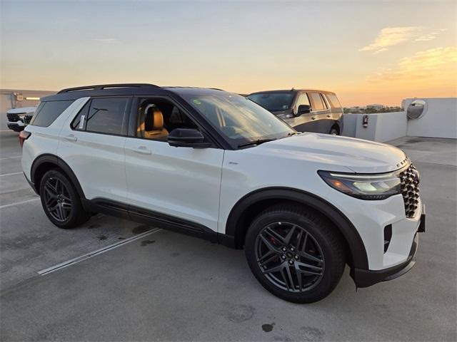 new 2025 Ford Explorer car, priced at $54,535