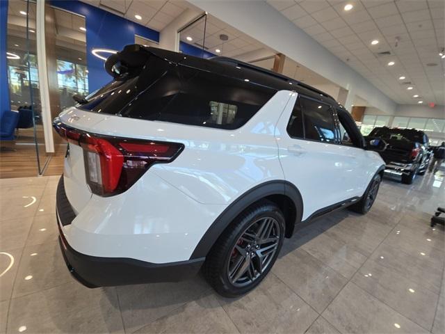 new 2025 Ford Explorer car, priced at $54,035