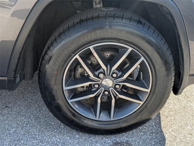 used 2018 Jeep Grand Cherokee car, priced at $13,700