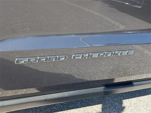used 2018 Jeep Grand Cherokee car, priced at $13,700