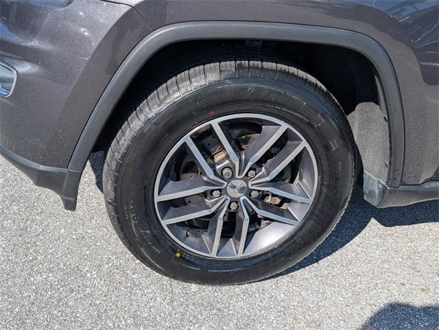 used 2018 Jeep Grand Cherokee car, priced at $13,700