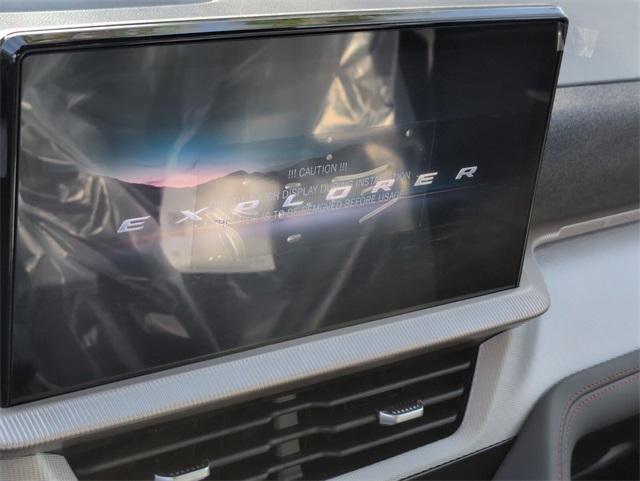 new 2025 Ford Explorer car, priced at $40,967
