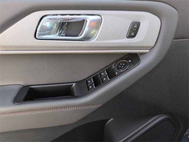 new 2025 Ford Explorer car, priced at $40,967