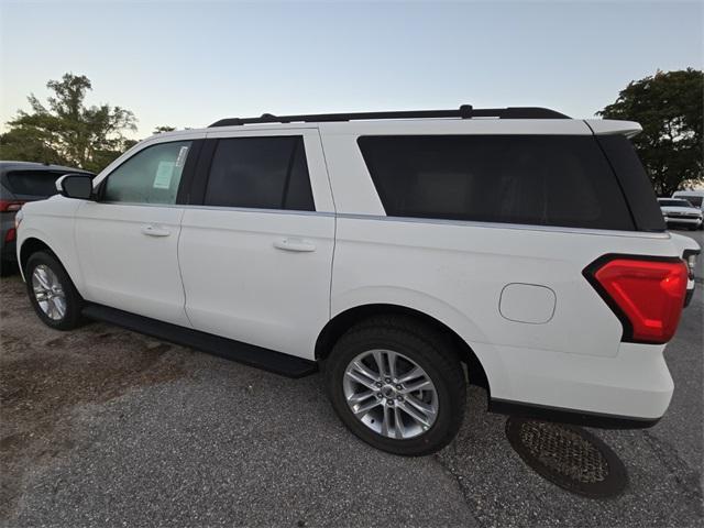 new 2024 Ford Expedition Max car, priced at $67,162