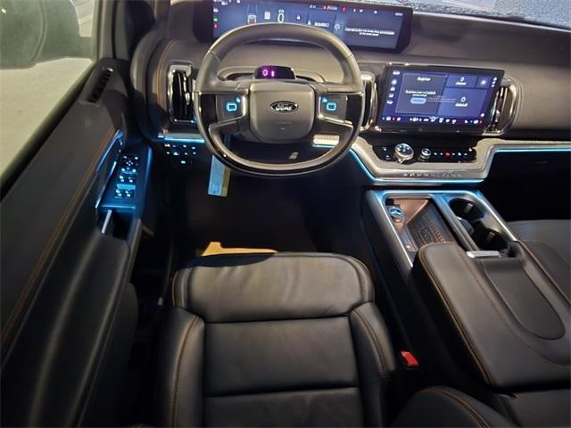 new 2025 Ford Expedition car, priced at $83,690