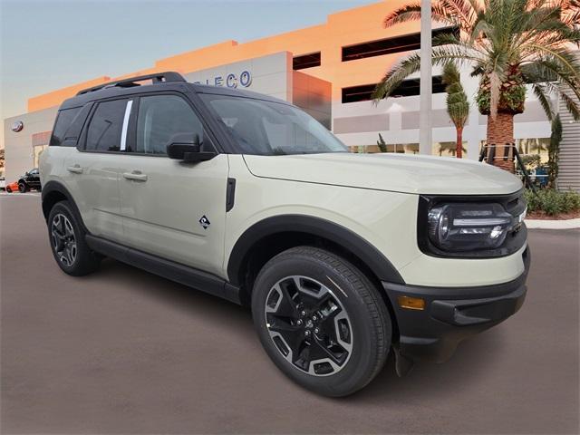 new 2024 Ford Bronco Sport car, priced at $33,811