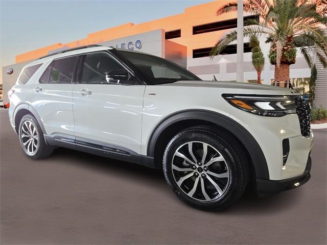 new 2025 Ford Explorer car, priced at $48,600