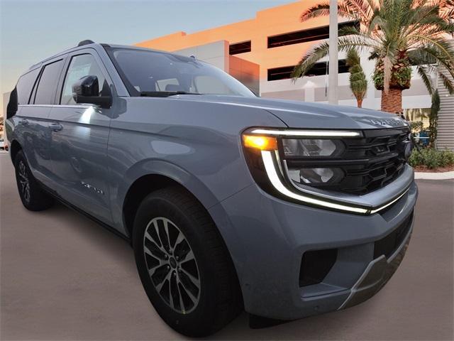 new 2025 Ford Expedition car, priced at $81,325