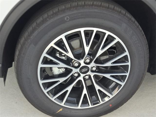 new 2025 Ford Escape car, priced at $33,795